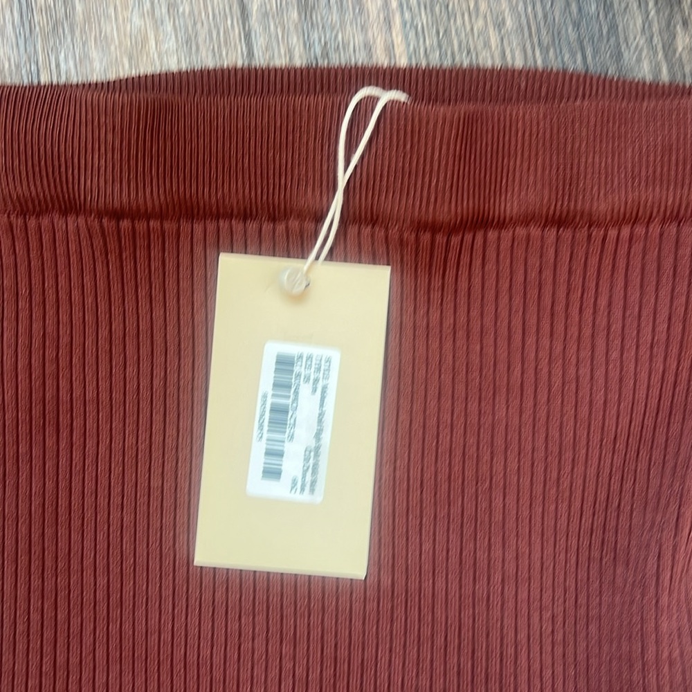 Meshki Melanie Knit Skirt - Picture 3 of 5